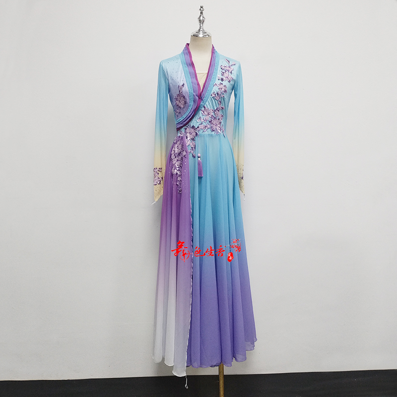 新款古典舞蹈服大裙擺女飄逸修身漸變色演出服藝考服表演服定制