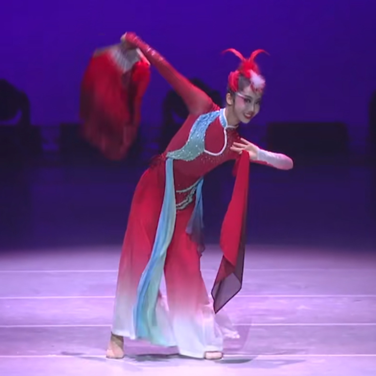 胶州秧歌喜上眉梢女演出服定制