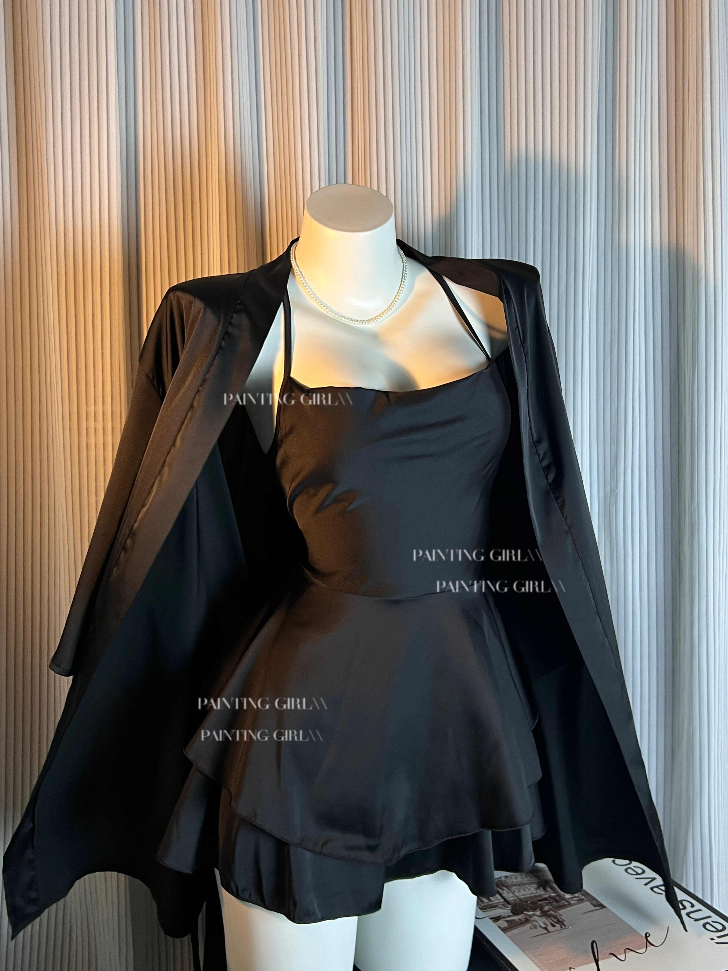 그림소녀 동백꽃·섹시한 서스펜더 스커트 섹시한 끈이 없는 백리스 A라인 핫걸 스타일 새틴 스커트