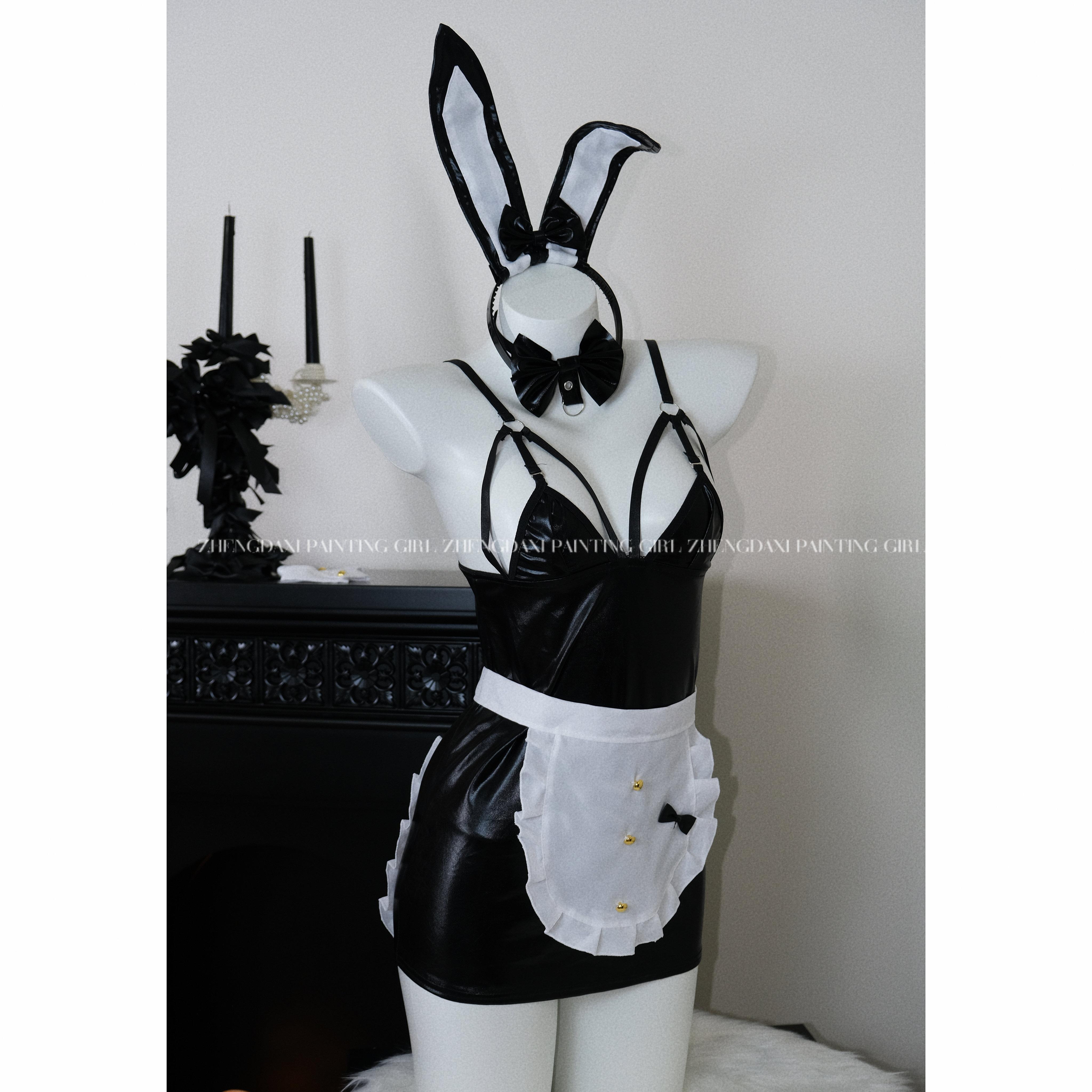 漆皮包臀裙性感紧身夜店套装