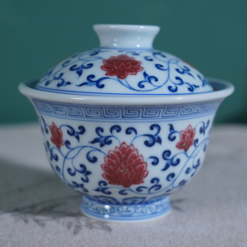 缠枝莲系列青花釉里红 茶具主人杯润翠堂922