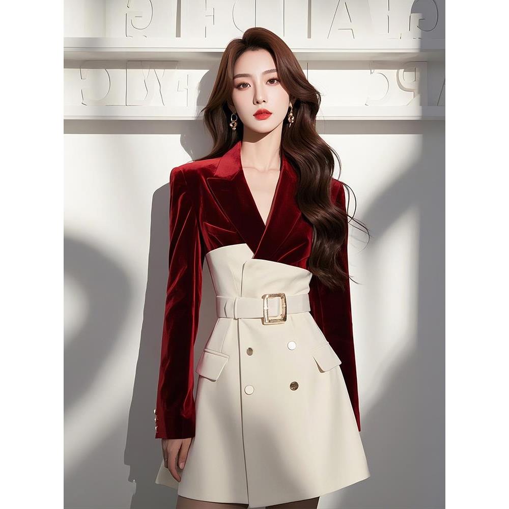 法式高级感大方得体出席重要场合气质小香风红白撞色西装连衣裙