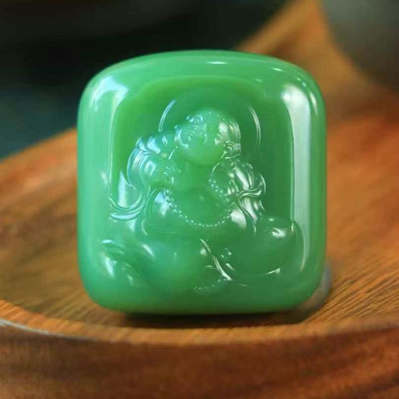 天然和田玉碧玉粉青佛公吊坠