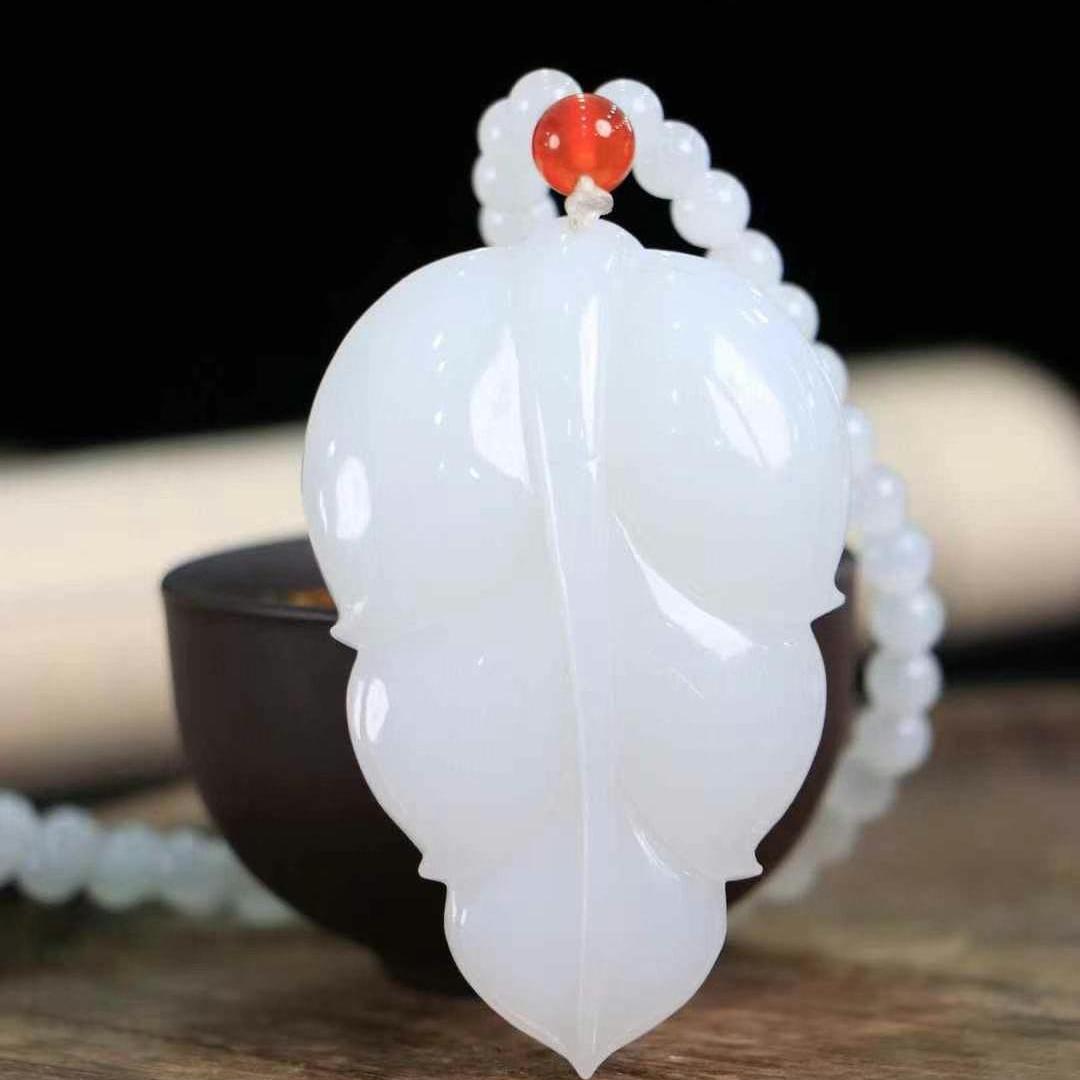 天然和田玉青白玉金枝玉叶吊坠