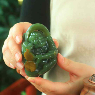 正品天然新疆和田玉沙枣青罗汉吊坠挂件男女玉坠收藏礼品