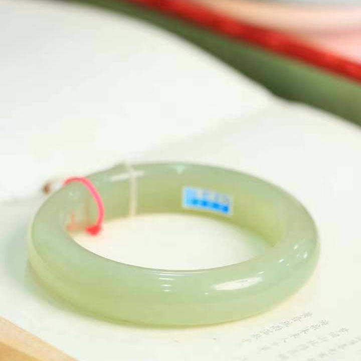 正品天然新疆和田玉晴水料青玉手镯女款玉石镯子送妈妈礼物