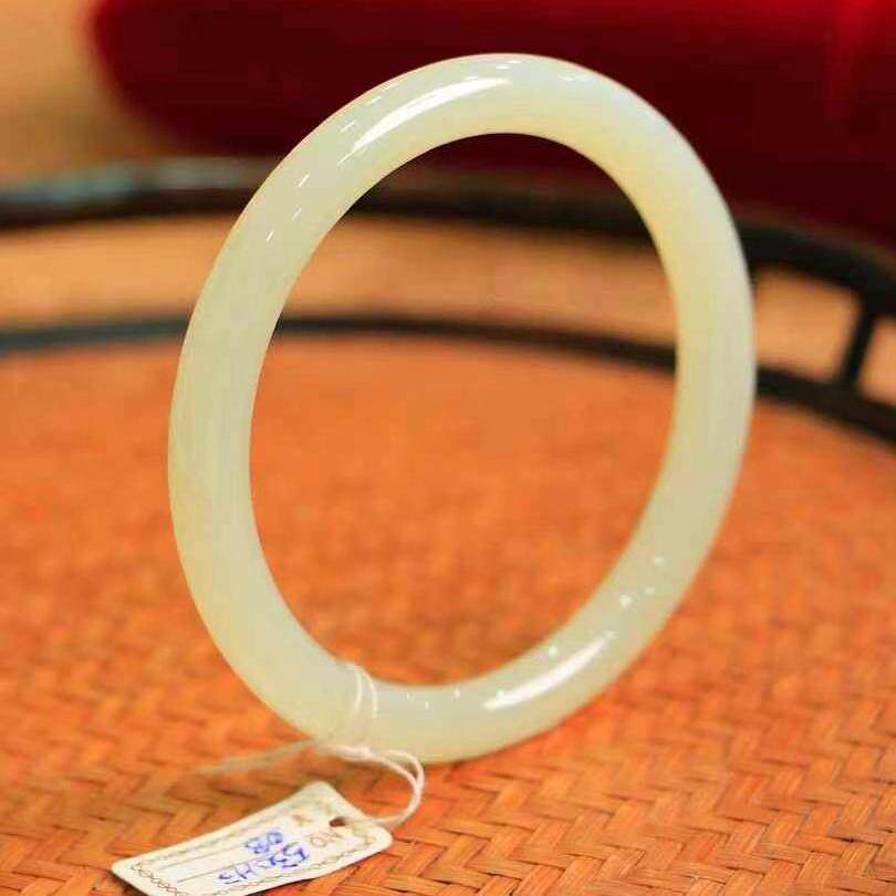 和田玉手镯女款冰种晴水圆条玉镯子天然玉石正品真玉镯子