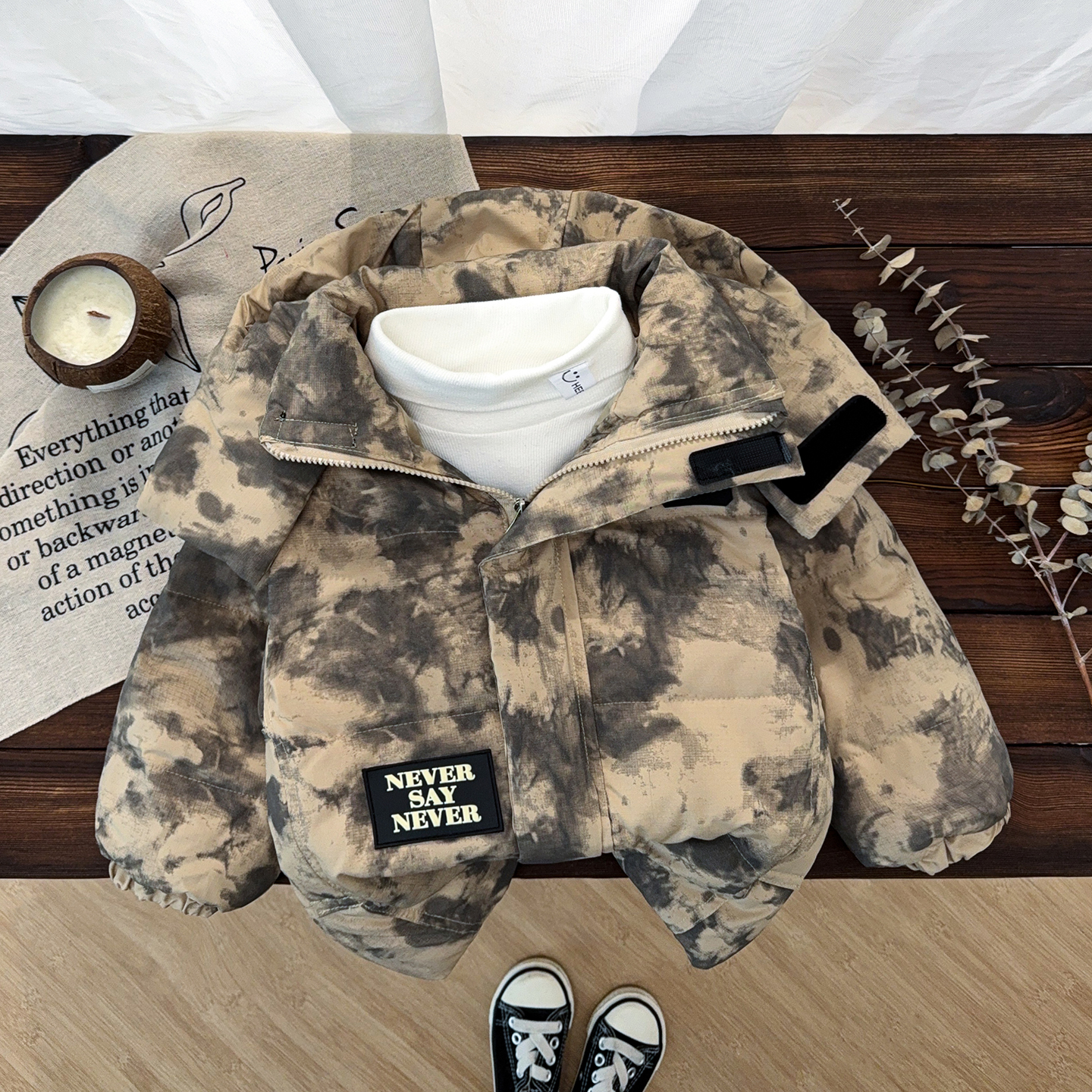 羽绒服冬季男童连帽迷彩服