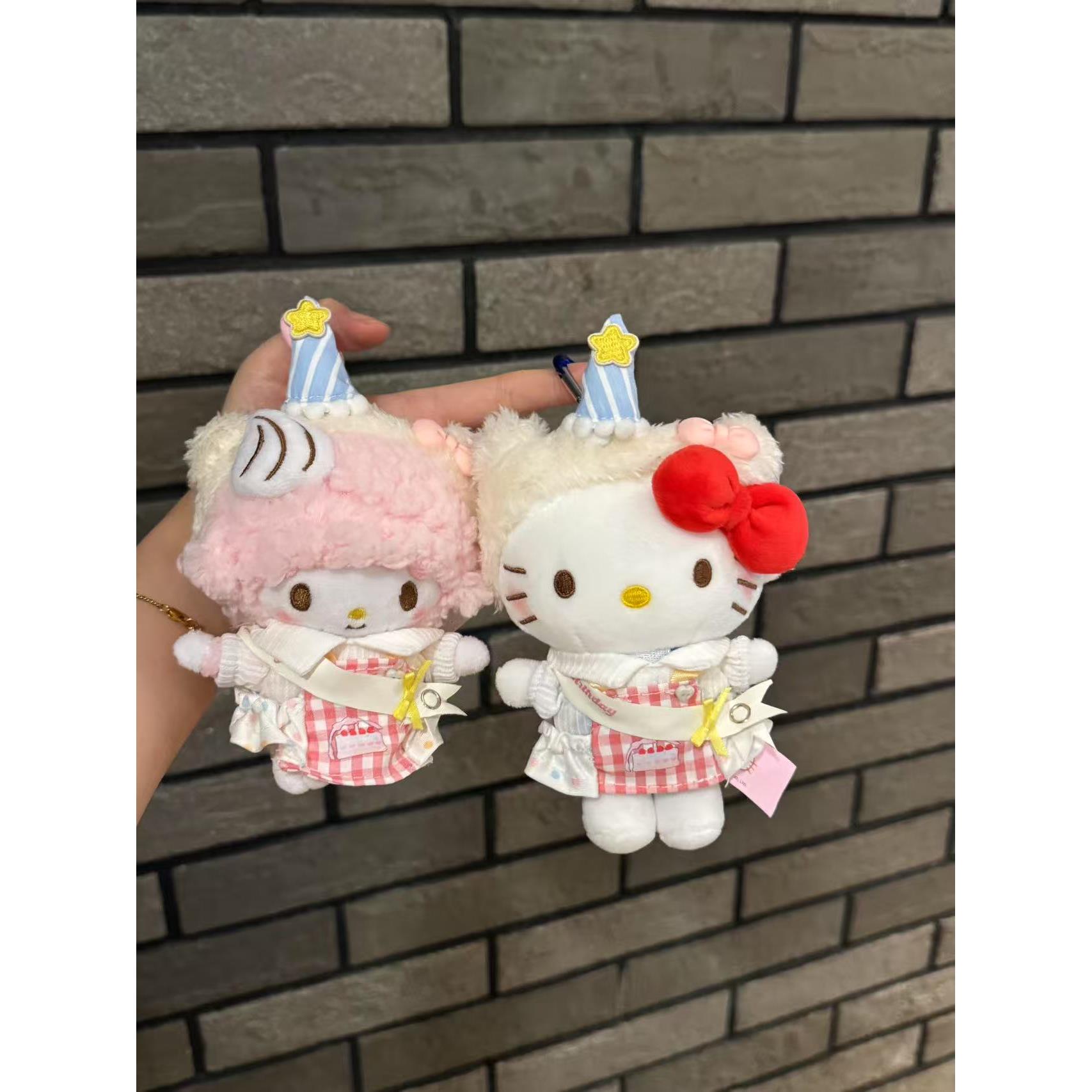 日本kitty小羊毛绒公仔玩偶