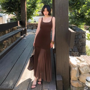 酒午自制复古2025新款【素色涟漪】微透百褶背心吊带连衣裙