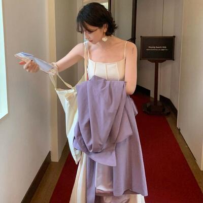 新款法式复古杏色吊带百褶连衣裙