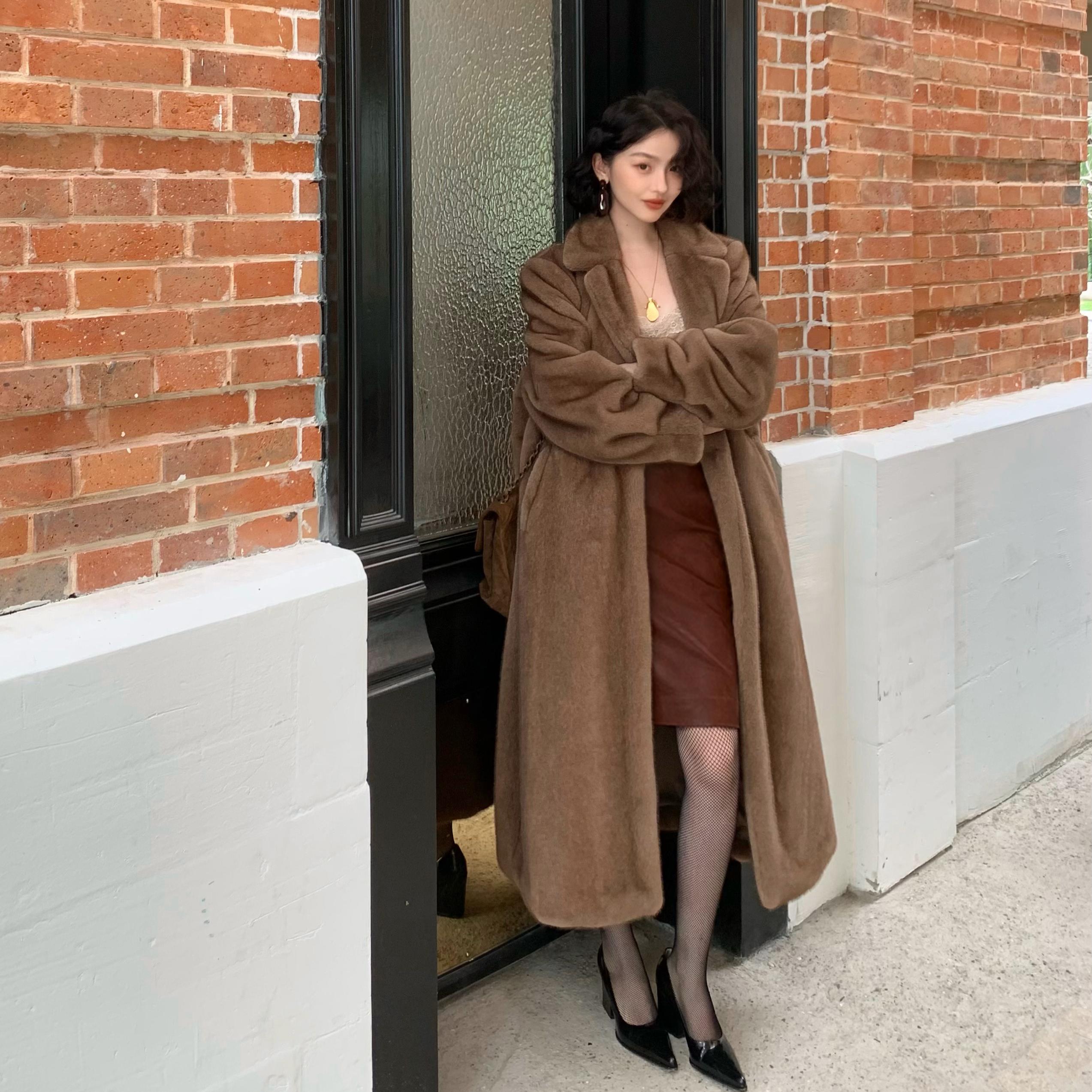 酒午2024秋冬季新款毛毛外套长款