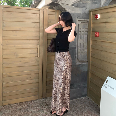 酒午法式复古夏季薄款垂坠感豹纹半身裙 高腰修身气质长款半裙女