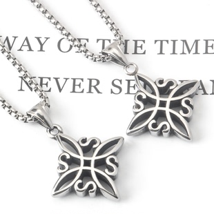 不锈钢创意时尚复古凯尔特结吊坠钛钢男女街头潮流长款项链
