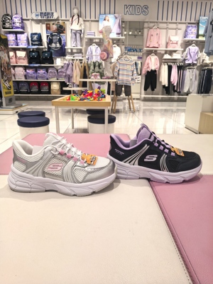 斯凯奇儿童2025秋季新款女童闪穿休闲运动鞋老爹鞋319078L