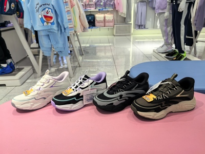 斯凯奇儿童2025秋季新款闪穿休闲运动鞋老爹鞋405345L/319426L