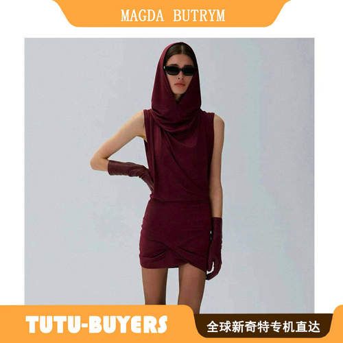 TUTU magda butrym 25春夏新款修身显瘦褶皱无袖连帽连衣裙