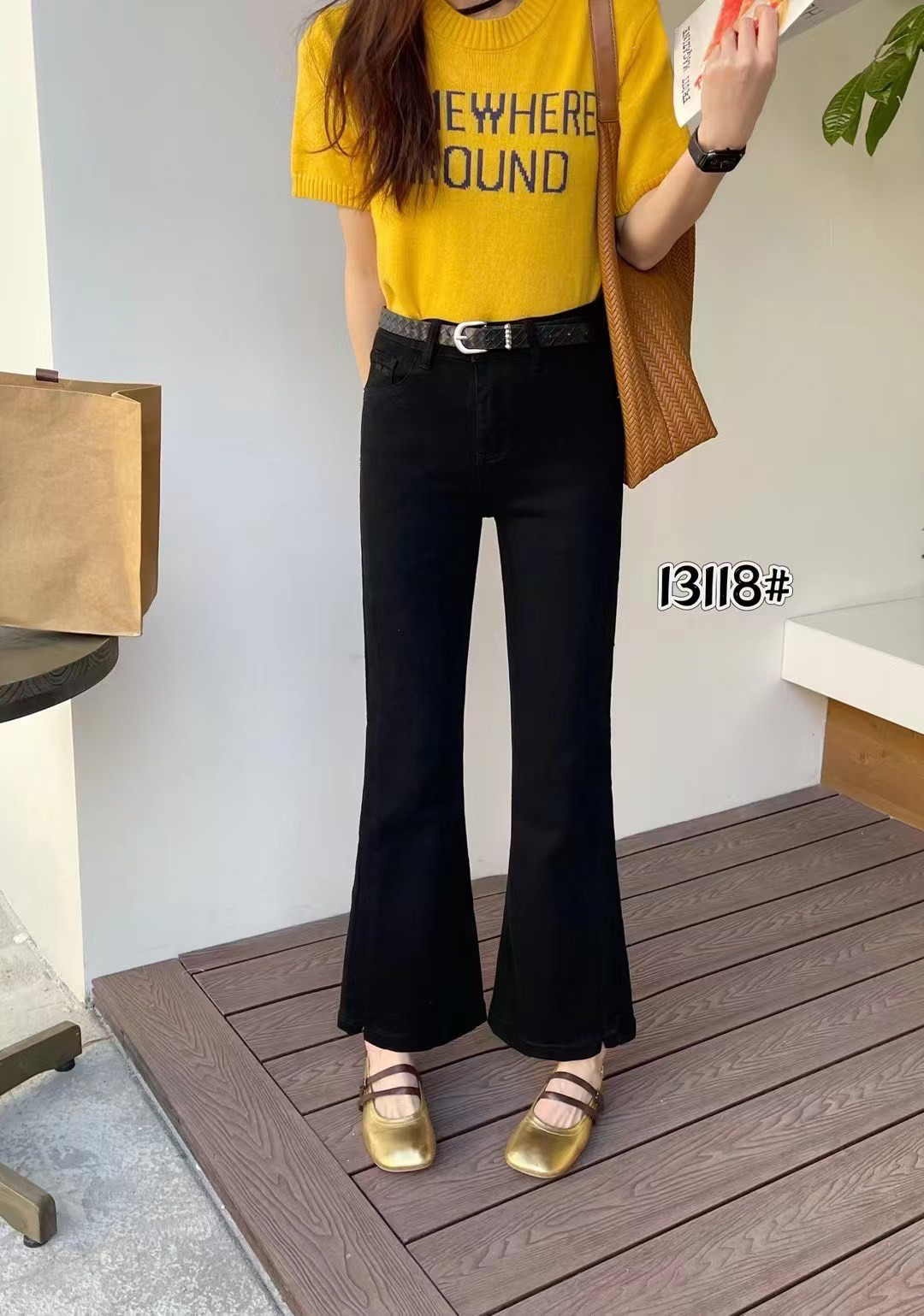 牛仔裤女2026春款高腰弹力修身显瘦显身腿长品质小开叉微喇裤