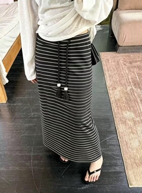 韩伊HANYI-26夏上新条纹松紧腰时尚休闲半身裙YS90267