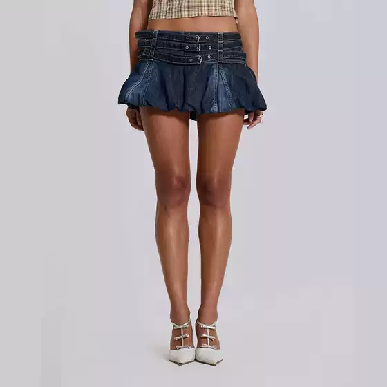 Clearance Sale: 89 Yuan for a Trendy Y2K Washed Denim Short Skirt with a Low Waist, Versatile for Women