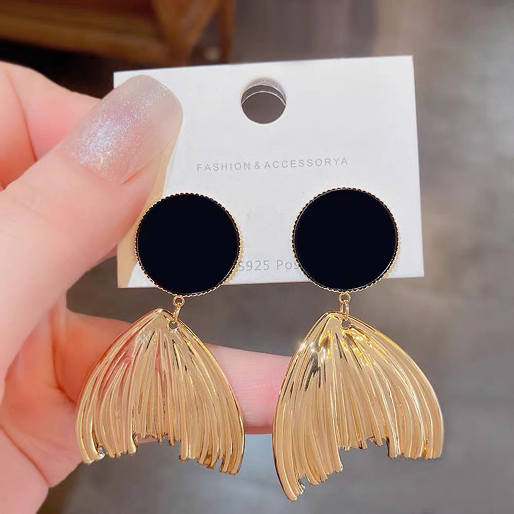 耳夹无耳洞韩国气质金属感冷淡风耳环女高级感个性时尚鱼尾耳坠