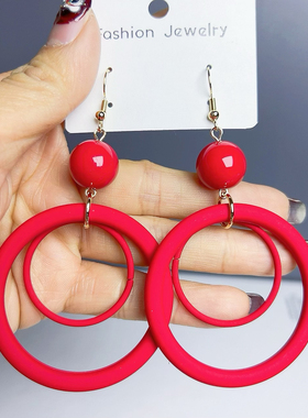夸张款长玫红耳环ins靓女显脸时尚气质高级超长洋气圈圈红色耳钩