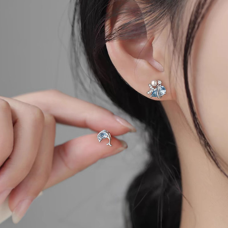 s925纯银海豚耳钉女不对称高级感耳环2024年新款爆款轻奢小众耳饰