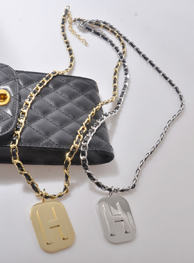 高级感H字母项链女小众长款编织卫衣挂绳毛衣链装网红饰品配饰潮