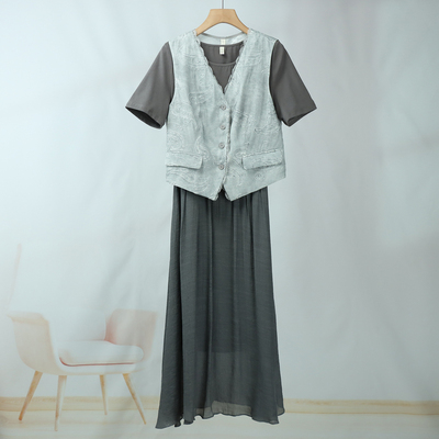 231夏季新款无袖绣花马甲+短袖连衣裙套装裙两件套温柔减龄女装