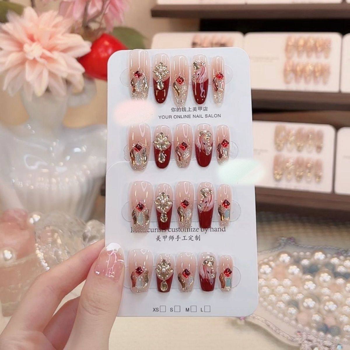 手工美甲穿戴甲高级感中长款红色爆闪马到成功指甲贴片2026年新款,彩妆/香水/美妆工具,穿戴甲/甲片,淘宝优惠券,粉丝福利购,淘宝优惠卷