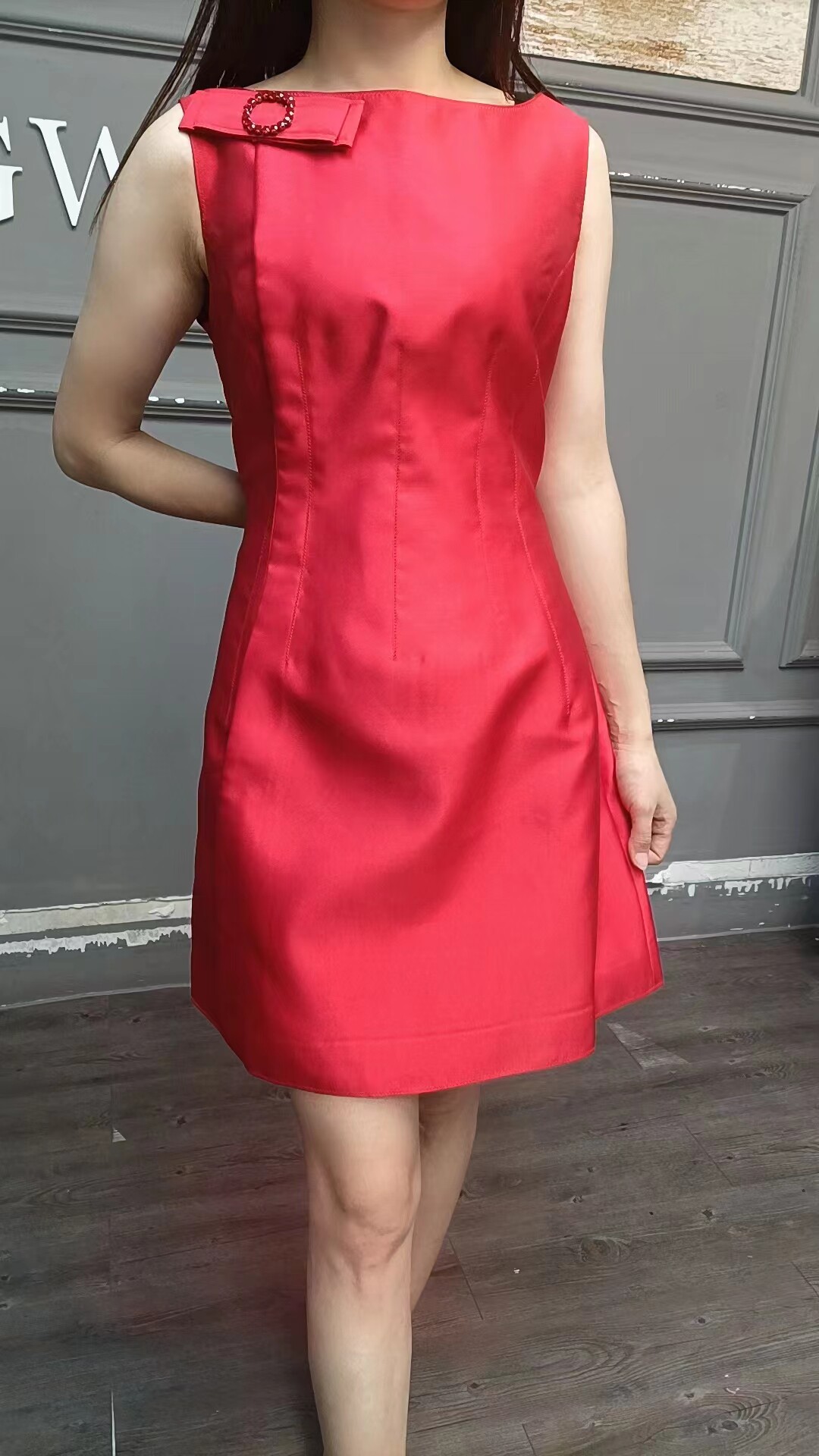【卓系列】新品女士夏季时尚百搭款红色无袖A字版型连衣裙A2515