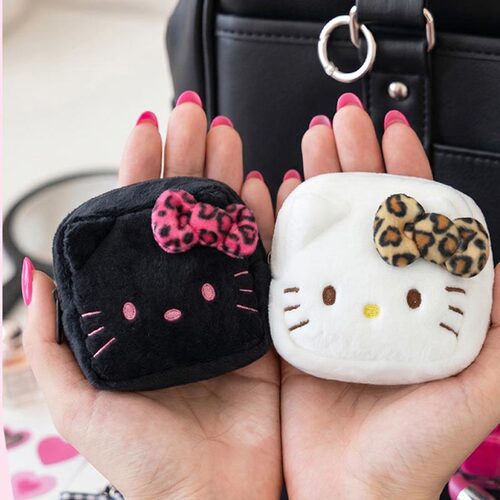 韩国三丽鸥方形豹纹黑粉Kitty包