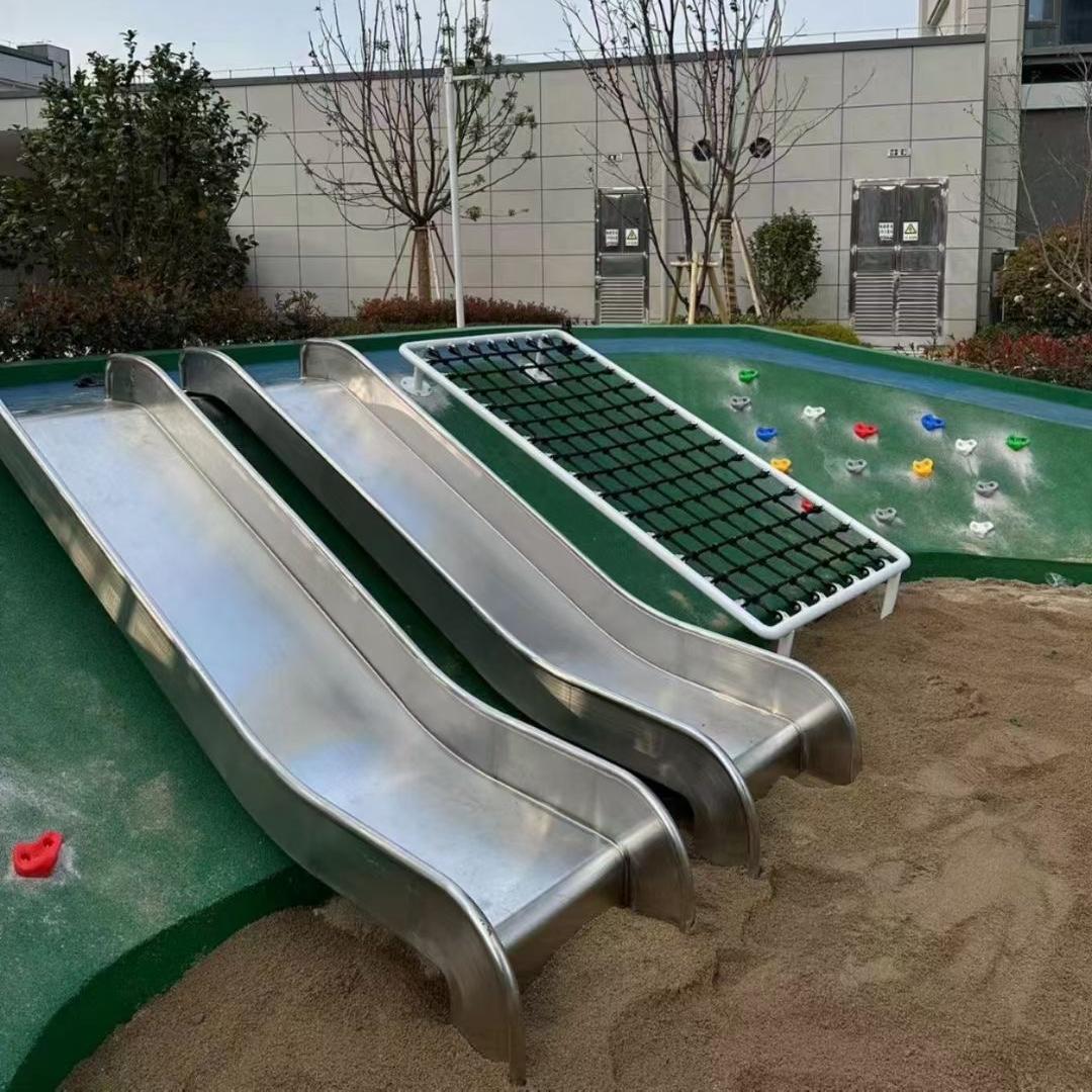 隧道钻洞定制大型不锈钢平板滑梯