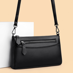 品牌真皮女士斜挎包2025新款 单肩手机零钱包 中年妈妈包质感软皮装