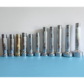 全新老货铁皮手电筒 手电筒送电池灯泡 钨丝黄光老式 怀旧电筒 包邮