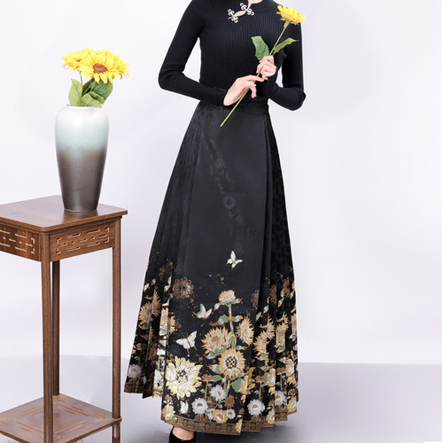 2025新款高端织金向日葵马面裙