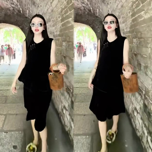 新中式国风丝绒套装女2026夏季新款盘扣背心+短裤网红两件套装潮