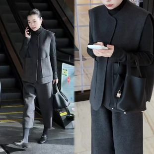 高级感毛呢三件套女2026秋冬季新款马甲+净版小衫+阔腿裤时尚套装