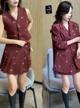 名媛风蝴蝶时尚套装西服内搭短裙