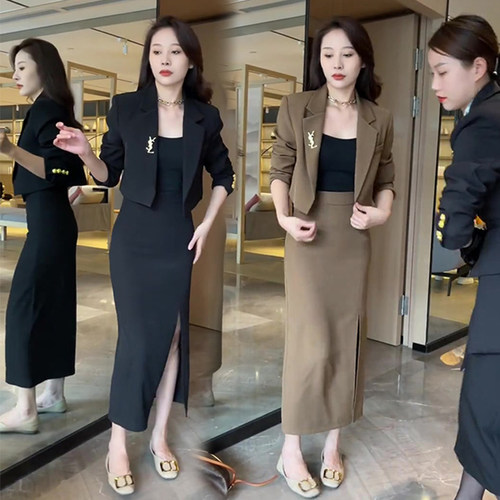 时尚气质高街短外套半裙套装