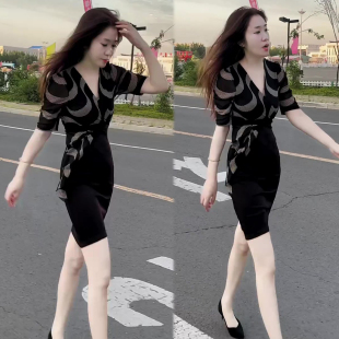 优雅御姐风V领短袖印花连衣裙女2026夏季新款修身包臀裙气质女裙