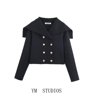 欧美女装    设计感双排扣大翻领针织短外套洋气时髦小姨风小上衣