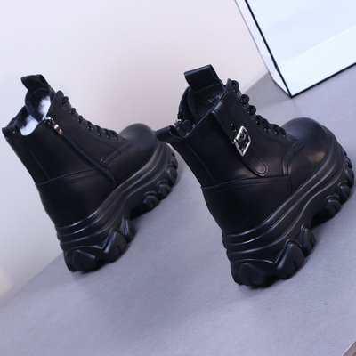 2025厚底内增高马丁靴女