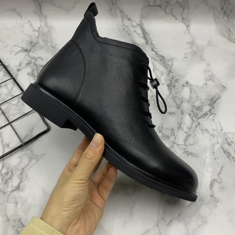头层牛皮女鞋冬季加绒保暖系带女靴子断码捡漏特价时尚青年马丁靴