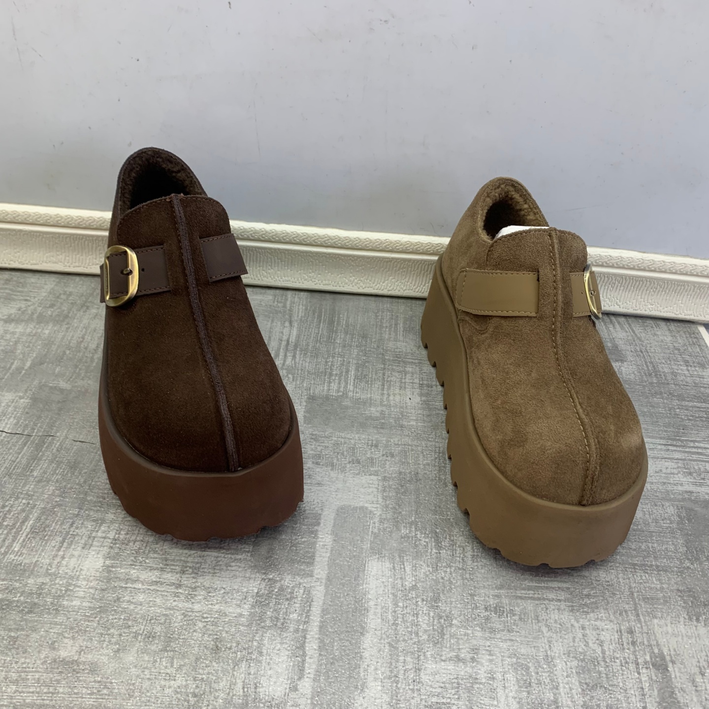 真皮圆头勃肯鞋增高小个子2025新款断码处理女鞋舒适休闲加绒棉鞋