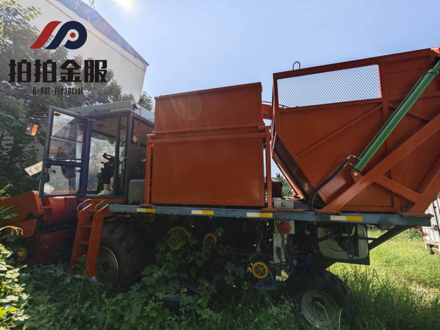 1月4日南阳豫130CW79号轮式联合收割机一辆网络拍卖公告