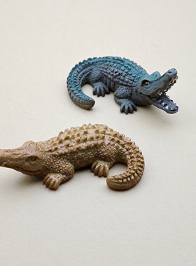 仿真写实扬子鳄树脂桌面摆件