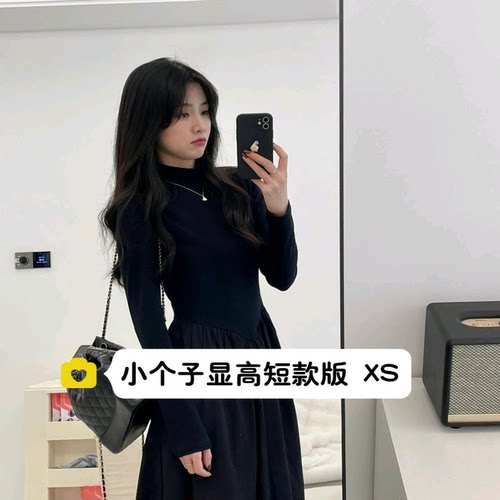 黑色赫本半高领针织内搭连衣裙