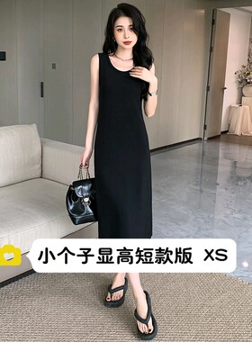 小个子显瘦黑色吊带连衣裙