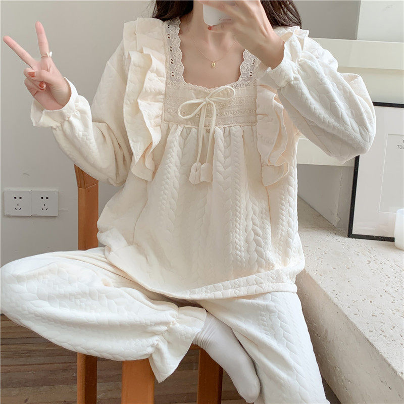 宫廷风睡衣秋冬季女款花边蝴蝶结学生宽松舒适空气棉夹层家居服女属于什么档次？